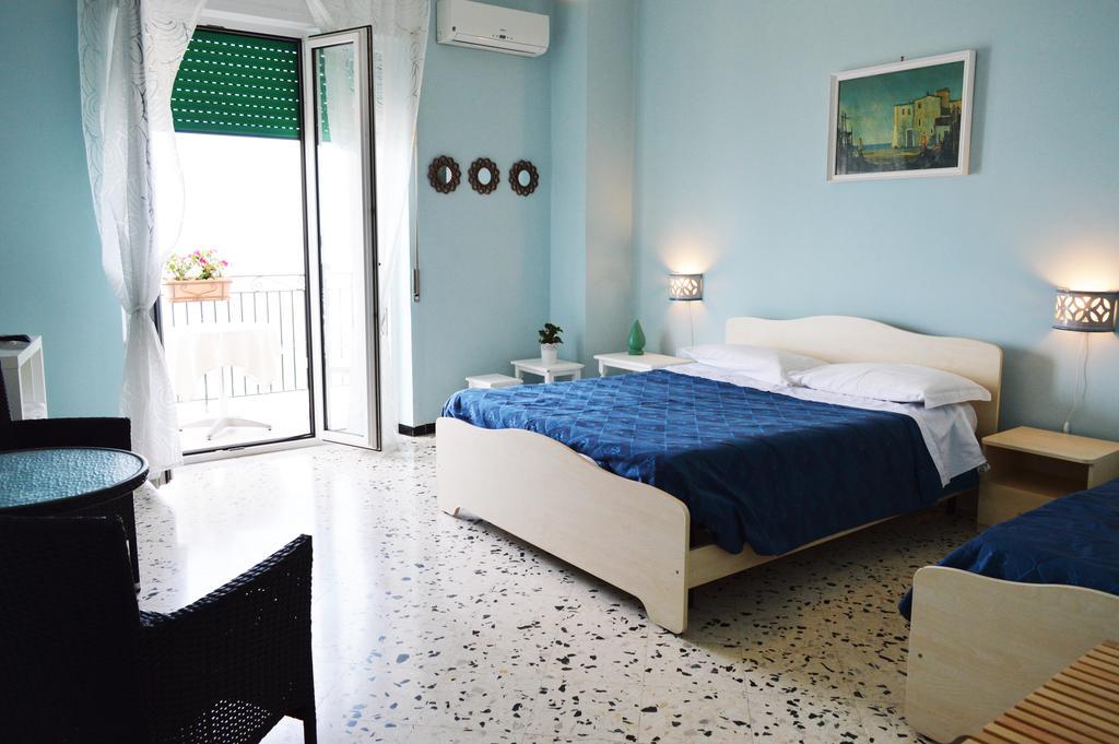 B&B Fronte Del Mare Salerno Exterior foto